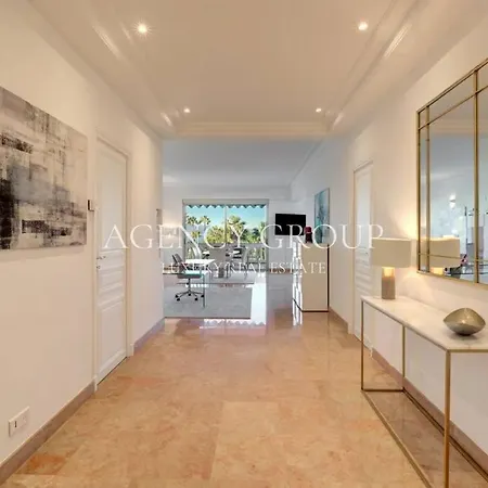 Superbe Deux Croisette Apartamento *